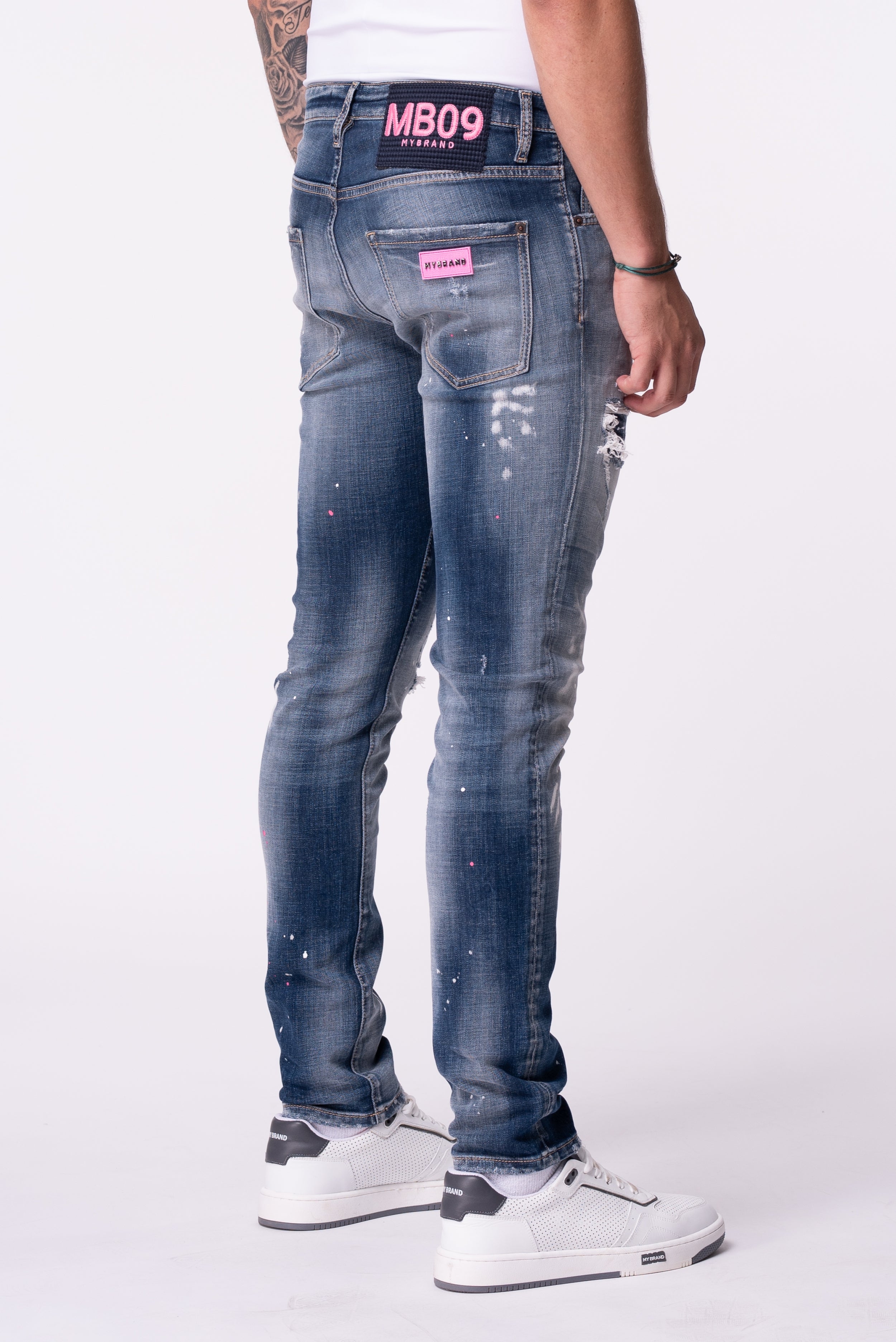 EMBROIDED PINK MB09 | DENIM